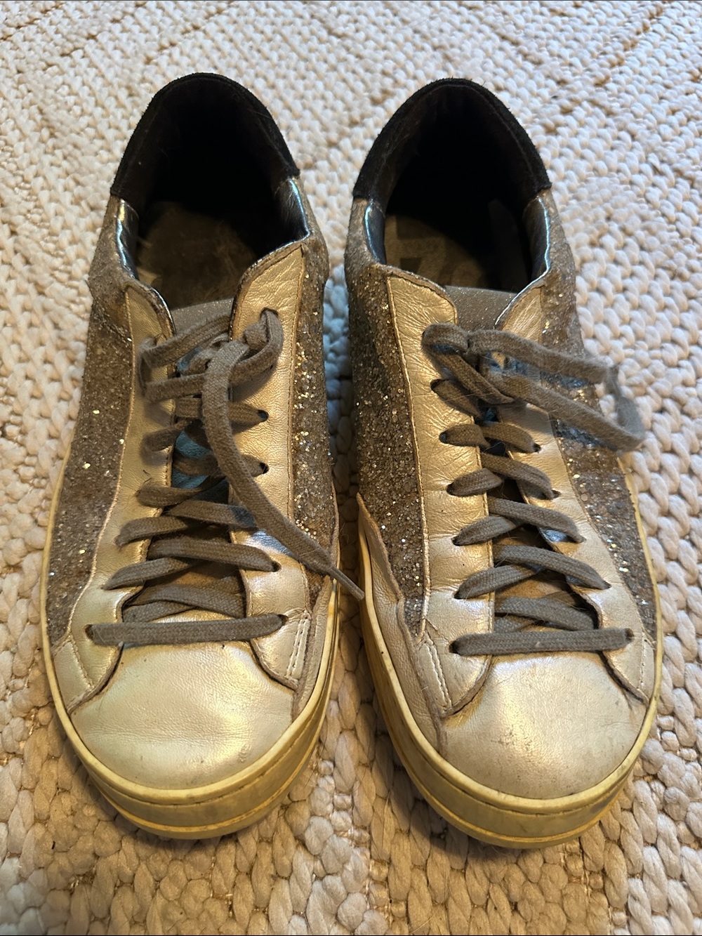 Metallic P448 Silver Glitter Lace-Up Women's Sneakers
